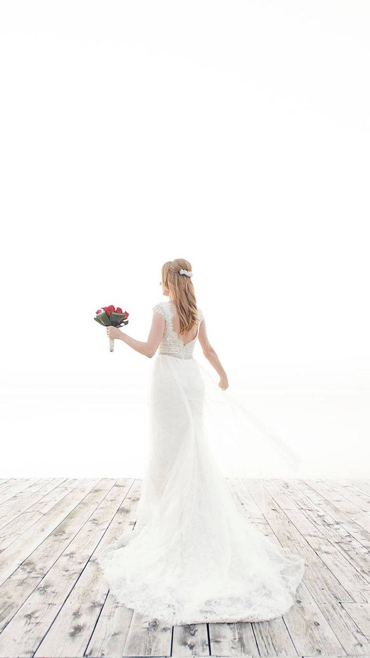Stunning Cap Sleeve Lace Wedding Dress Bridal Gown